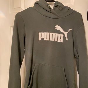 puma sweatshirt
